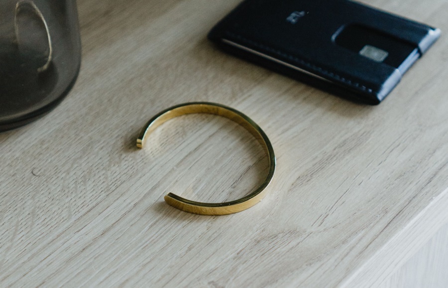 Alan Manschette Gold Trendy Oliver Cabell