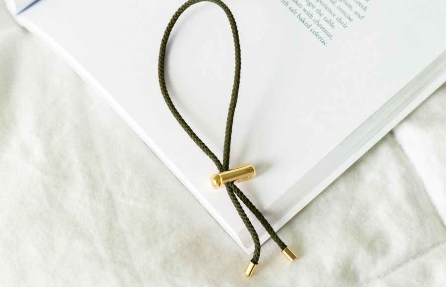 Cameron Cord Armband Olive Oliver Cabell