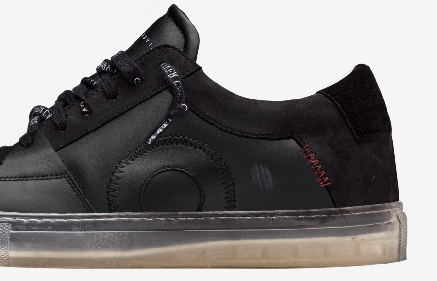 Court Black Ghost Oliver Kabel