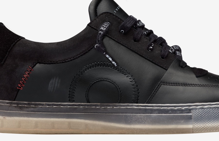 Court Black Ghost Oliver Kabel