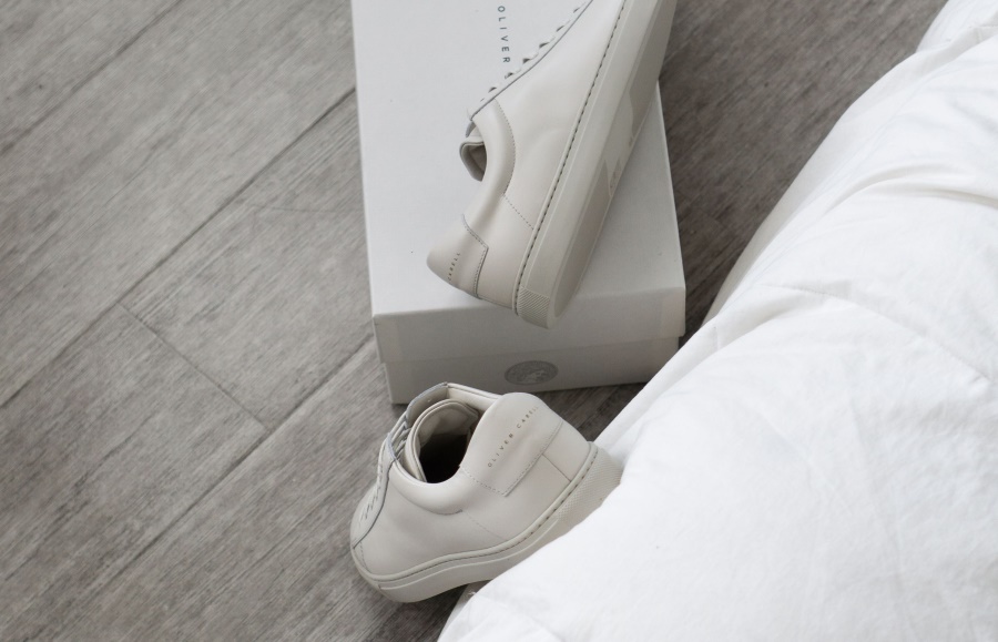 Low1 Graue Substanz Oliver Cabell