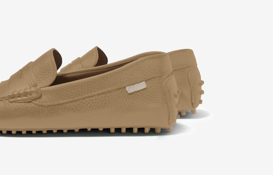 Oliver Cabell Fahrer Erdmännchen Pebbled