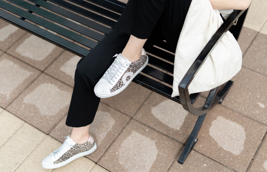 Oliver Cabell Low1 Leopard