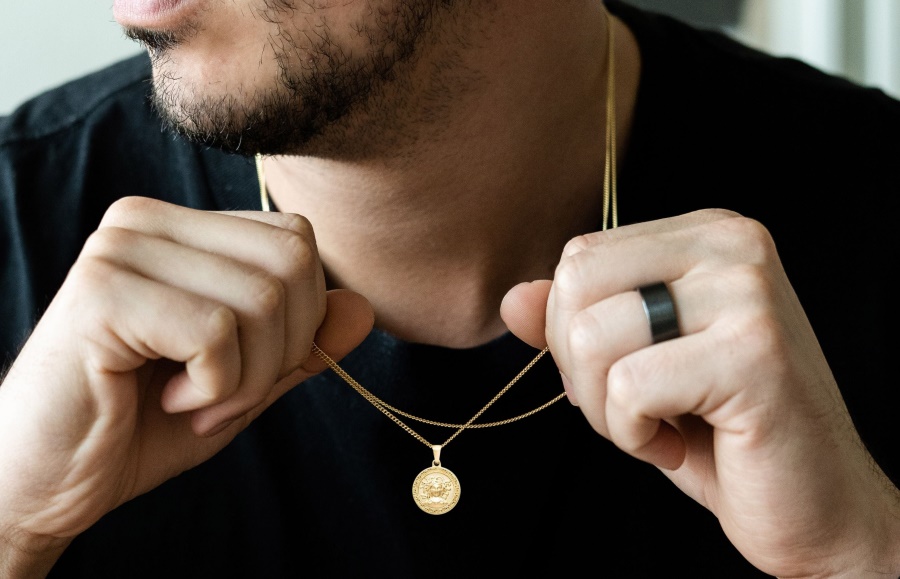 Oliver Cabell Halskette Mit Medusa-Anhänger In Gold