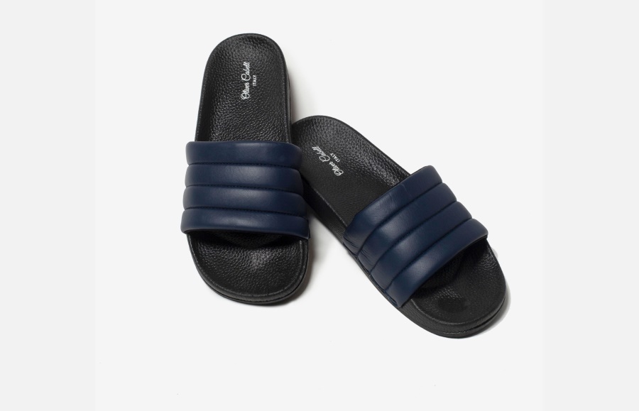 Vegane Pantoletten Navy Oliver Cabell Trendy