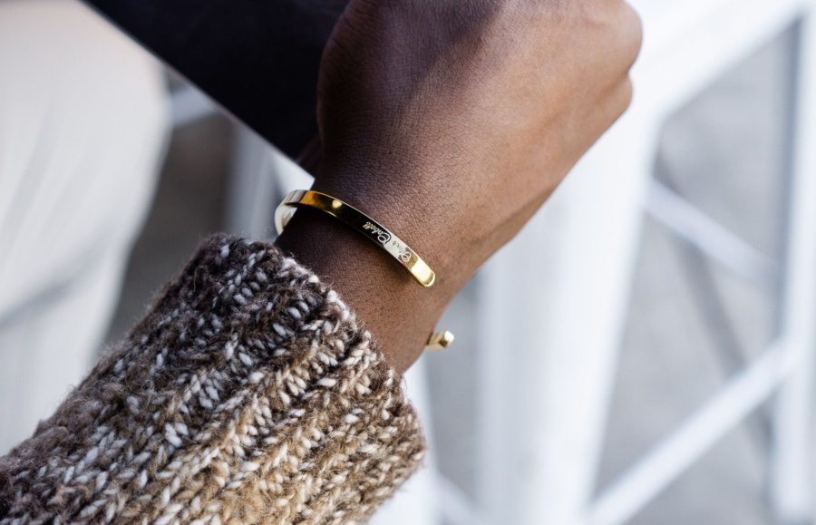 Alan Manschette Gold Oliver Cabell Trendy